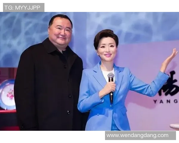 女星倾心足球巨星背后的爱情故事与明星情侣风采